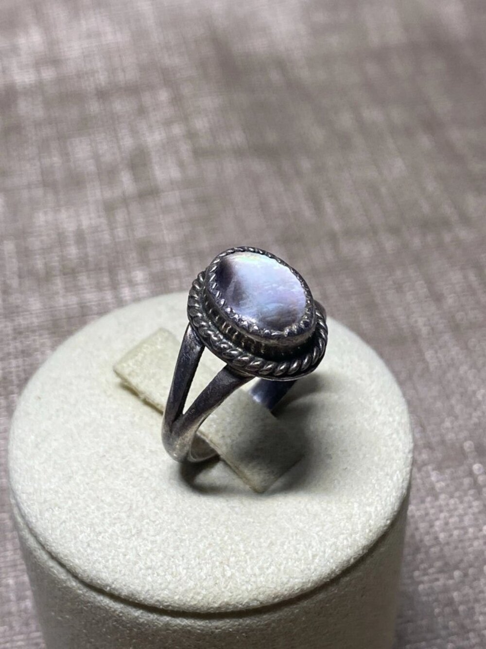 Vintage Sterling Silver Mother of Pearl Cabochon Ring Size 7 Artisan Boho